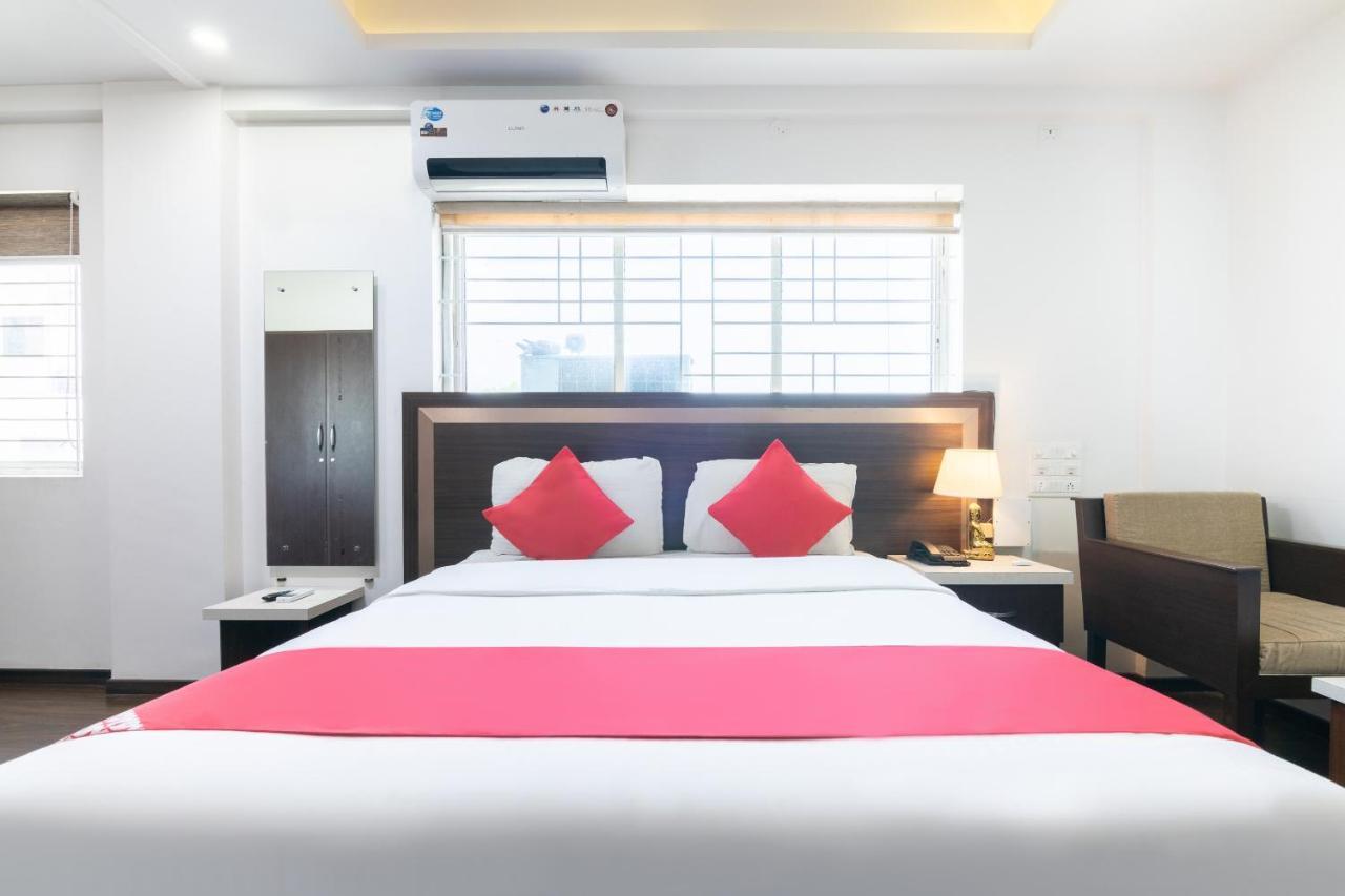 Flagship Malnad Residency Near Bengaluru Palace Exterior photo